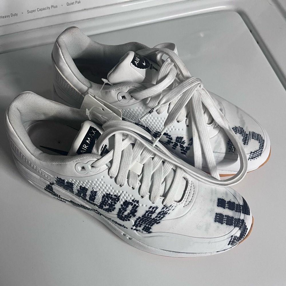 NIKE Air Max Melbon golf pixel print sneaker